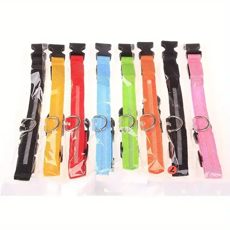 Collar de perro con luz LED, Collar de seguridad para caminar de noche, parpadeo que brilla en la oscuridad, Collar de batería para perro pequeño, mediano y grande