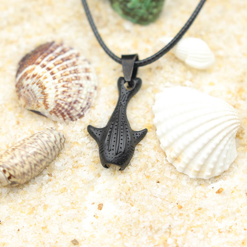 24 cm marine dyr mantahai hval halskjede menn choker krage strandsurfing hals tilbehør anheng smykker for ham: Rødbrun
