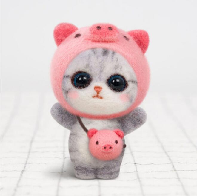 PUSSYCAT. wool needlepoint kit wool felt needle felting decoration craft needlecraft DIY ha: Z