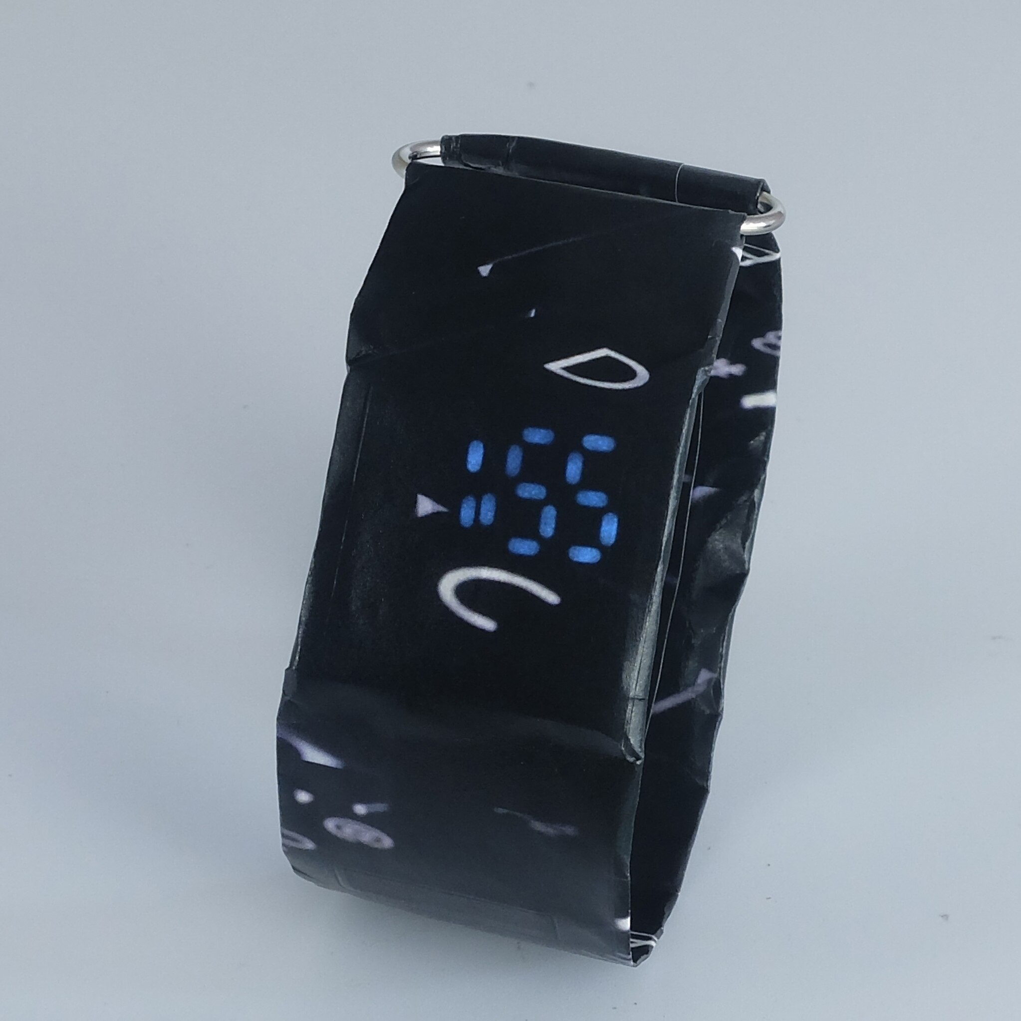 Men LED Waterproof Paper Watch Boy girl Student Paper Strap kids Digital Watches Relogio Feminino Hodinky: 12