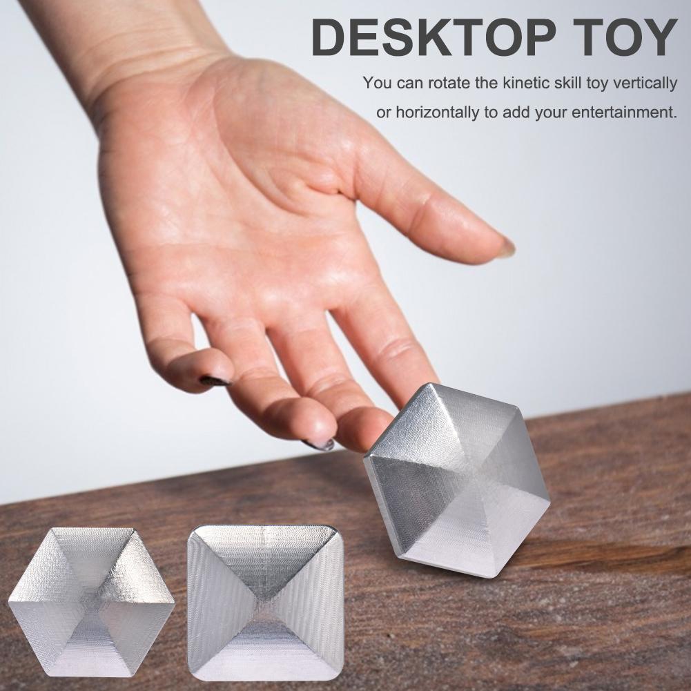 Mini Metalen Vierkante Hexagon Desktop Stress Relief Hand Vinger Spinning Toy