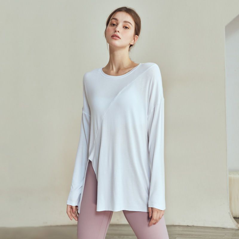 Sportliche damenbluse, locker fallend, figurformend, langärmelig, für sport, freizeit, laufen, pilates, fitness und yoga: C