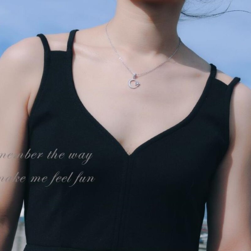 Clavicle Chain Simple Student Forest Star Moon Pendant Short 925 Sterling Silver Temperament Female Necklace SNE130