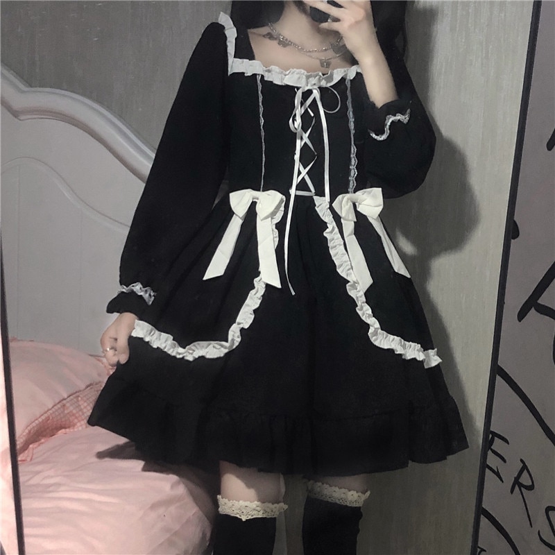 Adorable Vestido de Lolita de estilo gótico victoriano para mujer, traje de Cosplay con bonito lazo y volantes, ropa de Lolita negra, BL4334