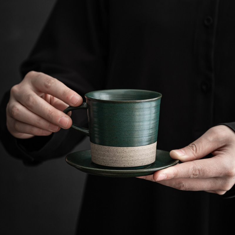 Juego de tazas de café de cerámica, taza creativa hecha a mano, taza de agua de cerámica Simple, juego de platos de tazas de café Retro elaborados a mano
