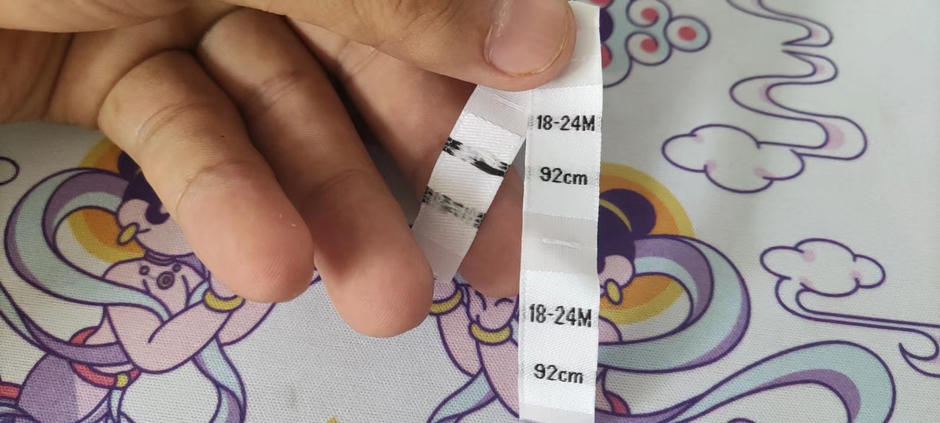 50 stks Geweven maat label doek maten labels 2-3Y 3-4Y 4-5Y 5-6Y 6-7Y 7-8Y 8-9Y 9-10Y Wit damast polyester Kleding Label: Laser Bright