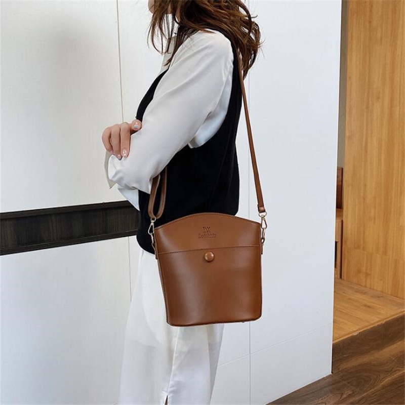 Women leather cross body bucket bag zipper green letter messenger crossbody shoulder bags for women clutch purse bolsos