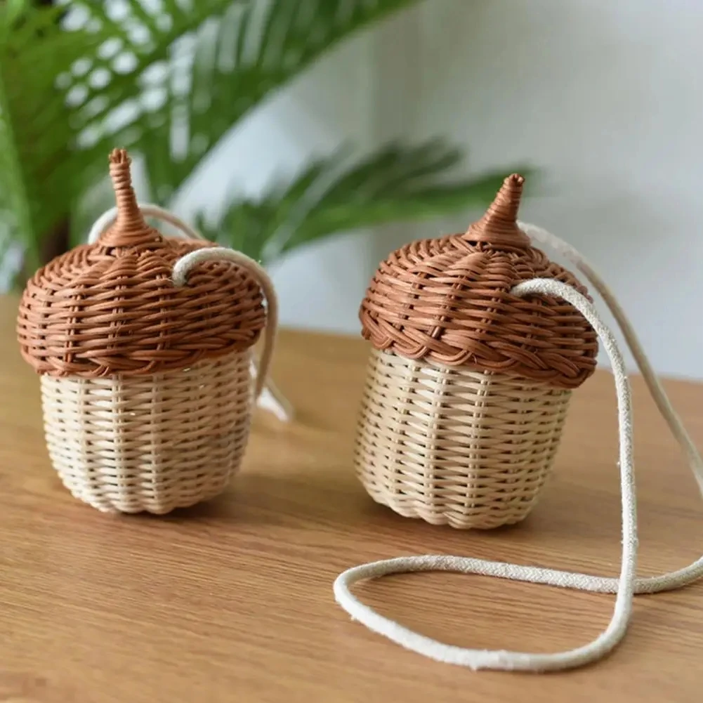 Panier décoratif en forme de champignon fait à la main, paniers tissés en rotin, décoration de chambre de filles, panier de pique-nique pour enfants, accessoires de photographie