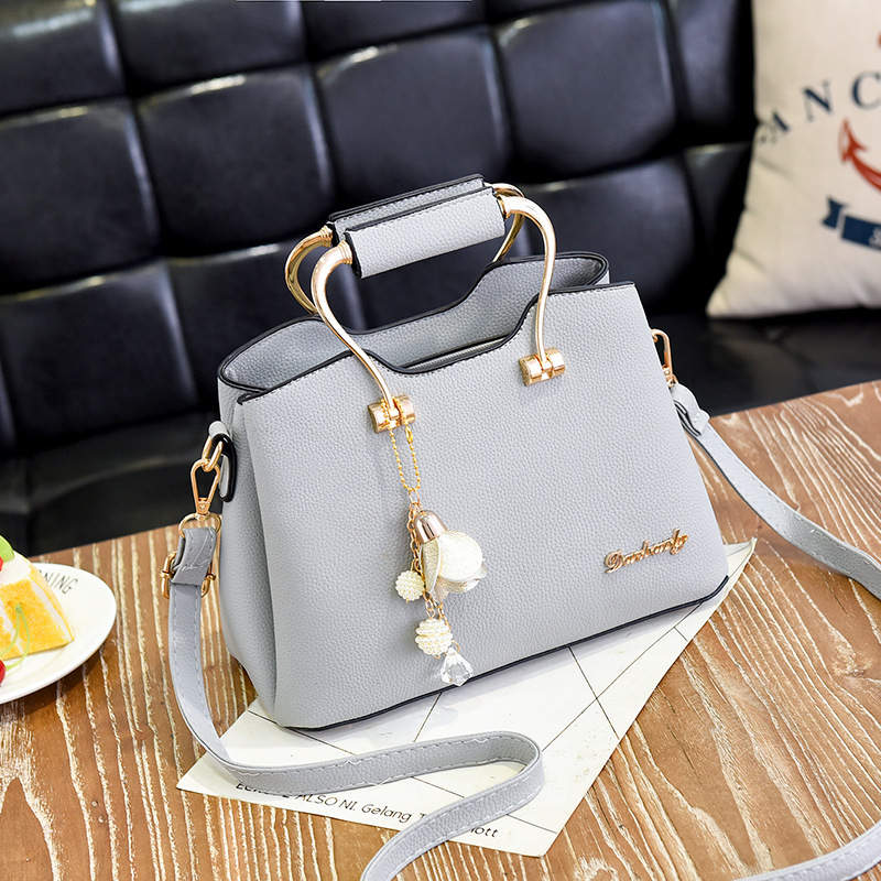 2019 nowych kobiet torebka z PU metalowy uchwyt torebki damskie torebki ozdoby skrzynki torba hotsale crossbody torba moda torba na ramię: 4