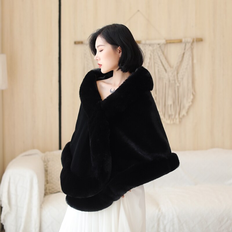 Veste de soirée en fausse fourrure pour femme, couleur noir/rouge vin, cape de mariage, hiver 2022, enveloppes boléro, châles d&#39;hiver en Stock