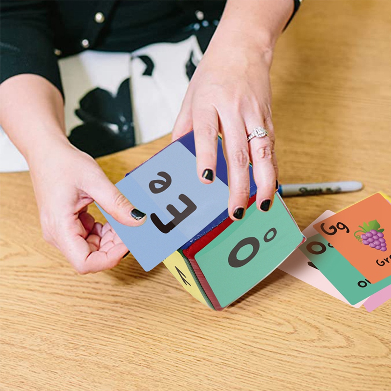 Baby-wort-buchstaben-farb-zahlen-frühförderungs-kognitionslernkarte-kinderwürfelspielkarte