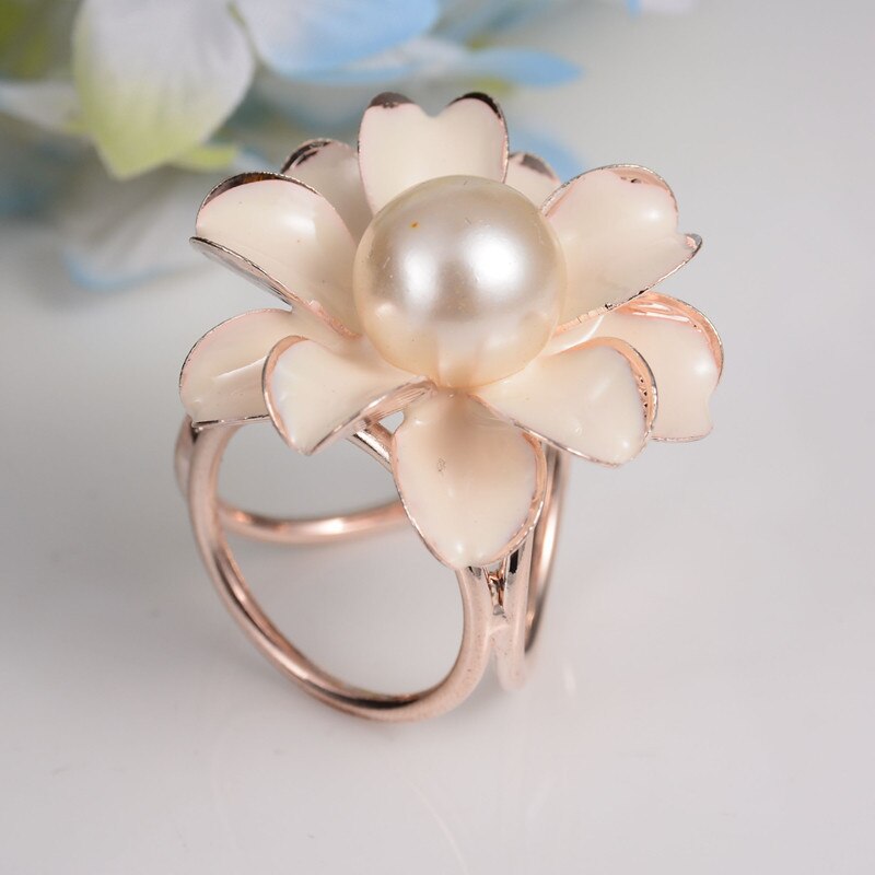 Sexemara Crystal Bloem Zijden Sjaal Sieraden Accessoires Sjaal Ring Clip Tricyclische Sjaal Gesp Luxe Eenvoudige Vrouwen Girl Party: White