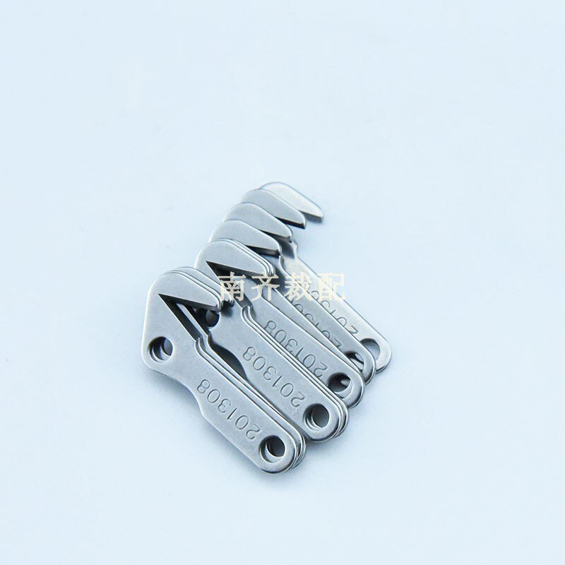 Stitching machine presser foot cutter line cutter 201308 presser foot cutter of edge lock machine presser foot cutter