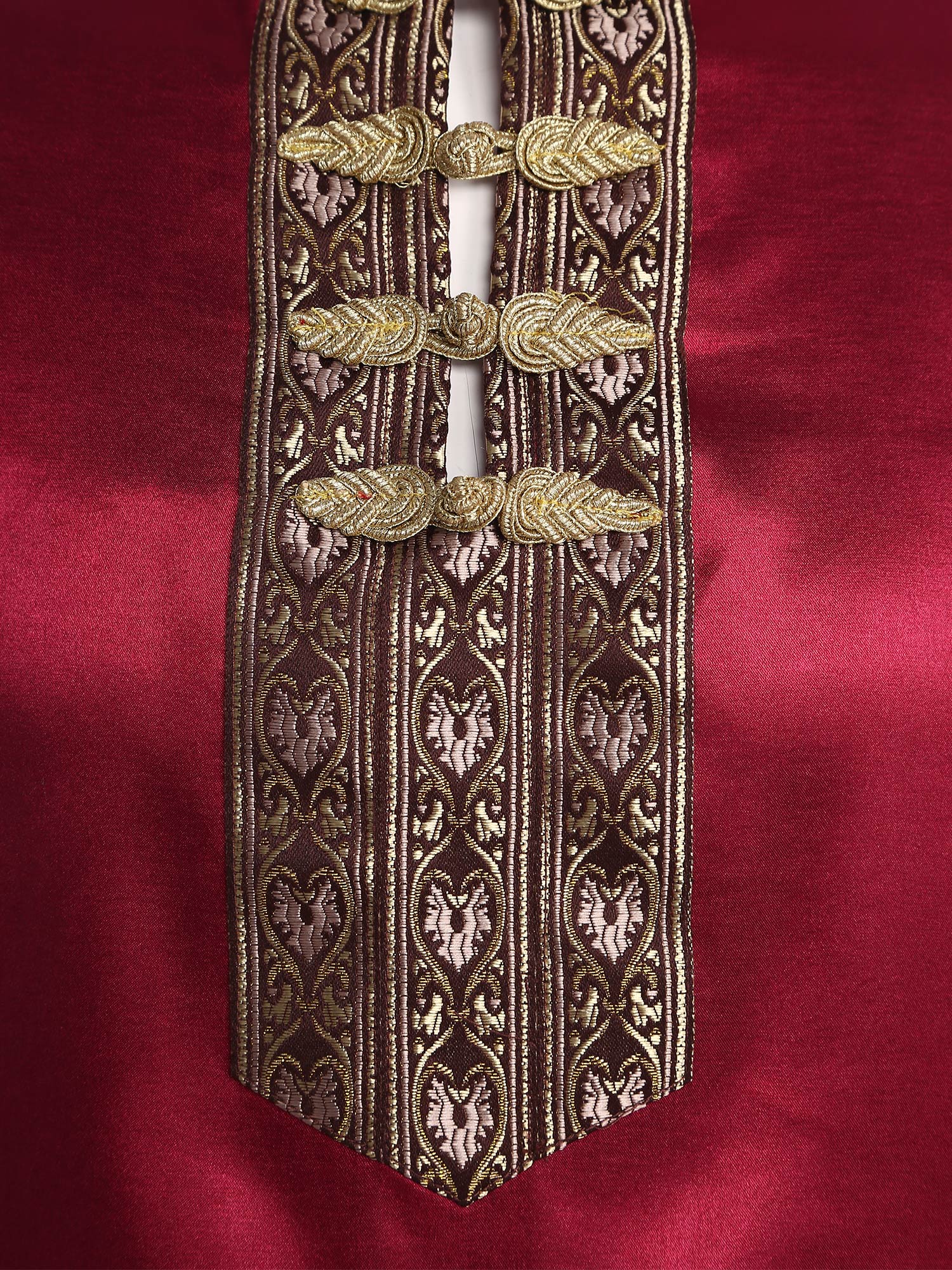 Túnica india para hombre, ropa de oración, disfraz de Cosplay tradicional, satén bordado, botones de nudo Kurta, bata musulmana con abertura lateral