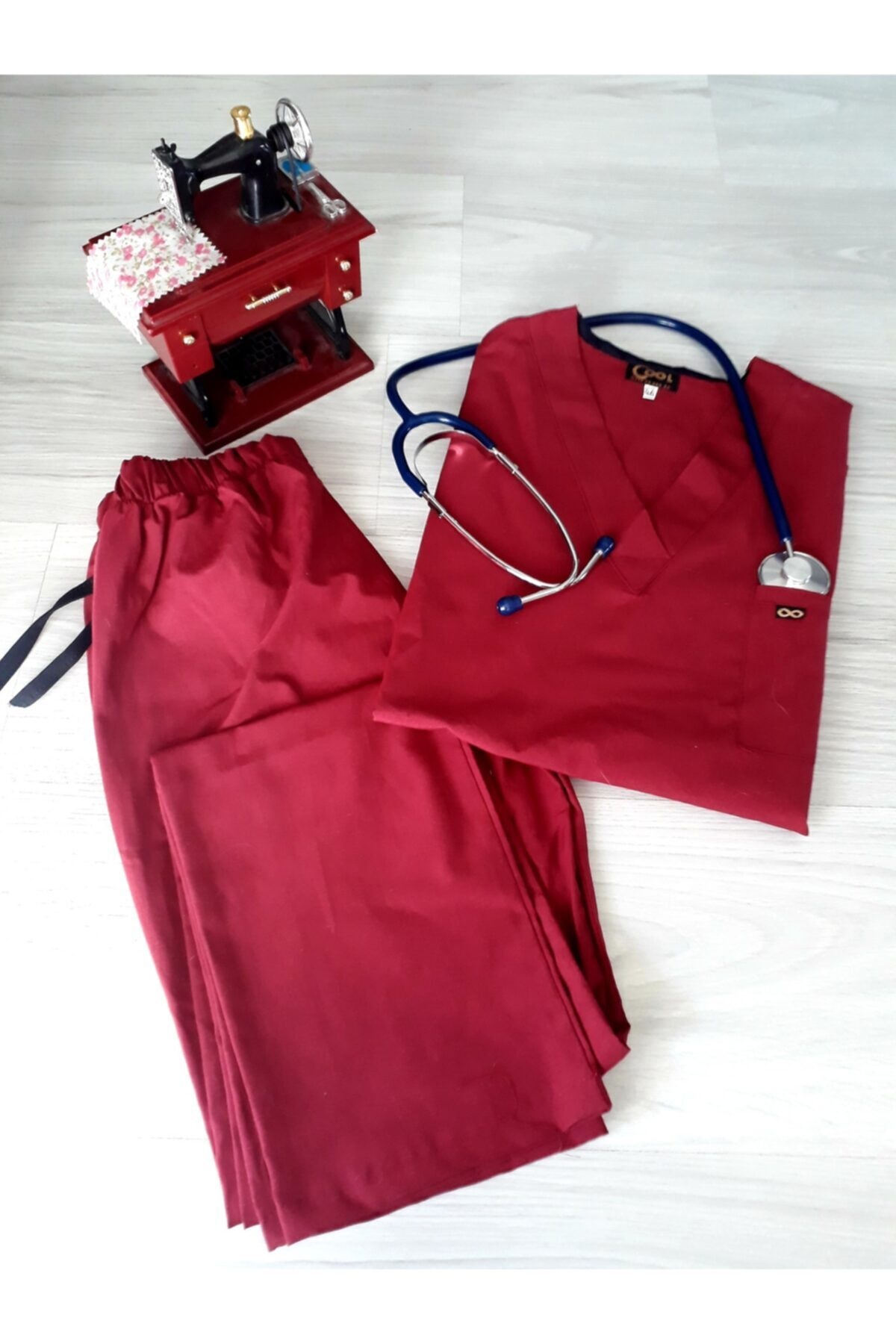 Uniforme de enfermera rojo borgoña, uniforme de negocios, 45