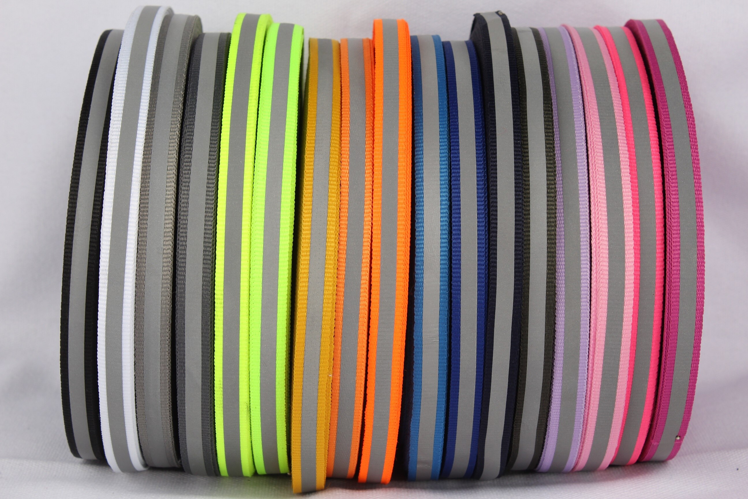 10mm breed reflecterende lint singels voor veilig product garment tassen schoenen DIY riem zwart grijs orange rood blauw groen roze geel