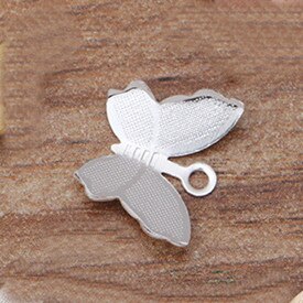 100 pièces 11mm x 13mm métal cuivre papillon filigrane enveloppes pendentif breloques bricolage décoration pour la fabrication de bijoux: Silver color