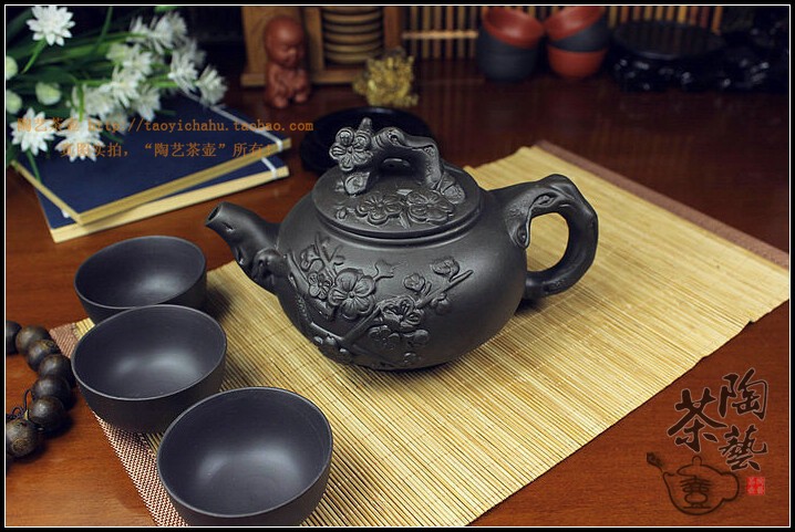 Kinesiskt porslin yixing zisha te set 380ml + 3 koppar 40ml kung fu te tekannor handgjorda zisha keramiska vattenkokare