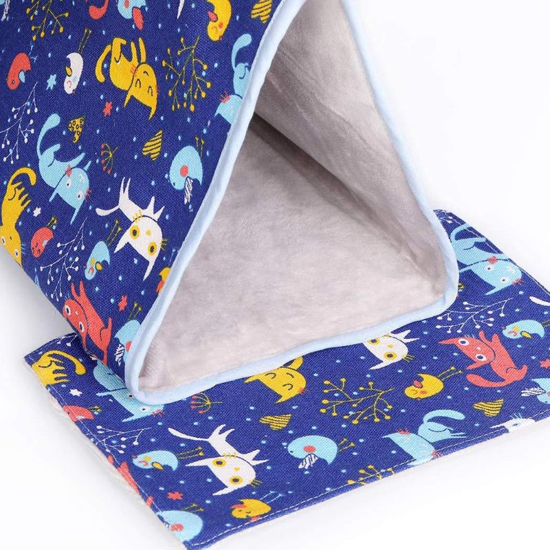 Nido de Pájaro para acurrir, refugio para loros, cálido triángulo de dibujos animados, tipo colgante, cama de felpa, accesorios para jaulas de pájaros, suministros para aves