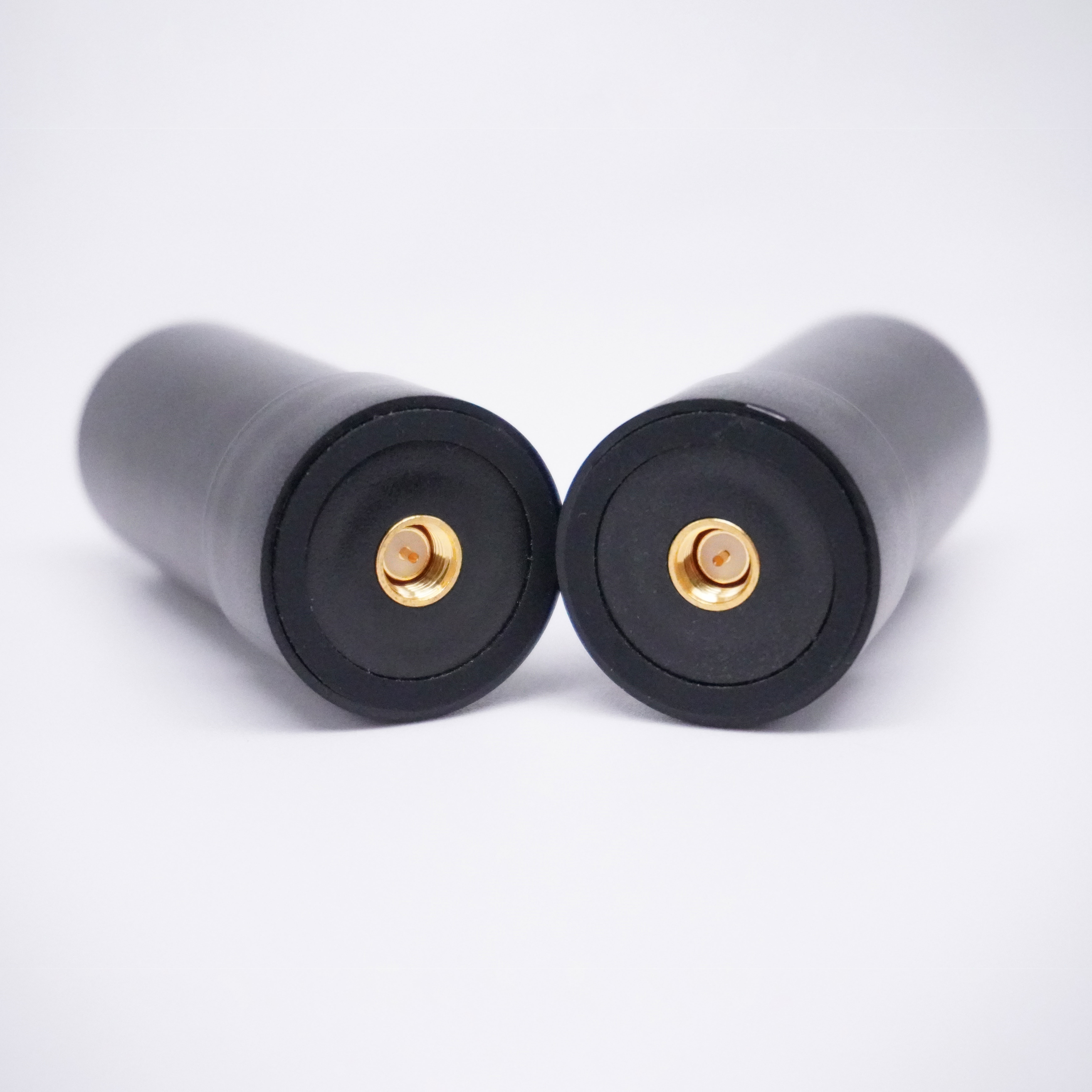 UAV RTK GPS/GNSS-antenne Hoge precisie Helix-positionering GPS+GLONASS+GALILEO+BEI DOU Viersterren multi-frequentie antenne