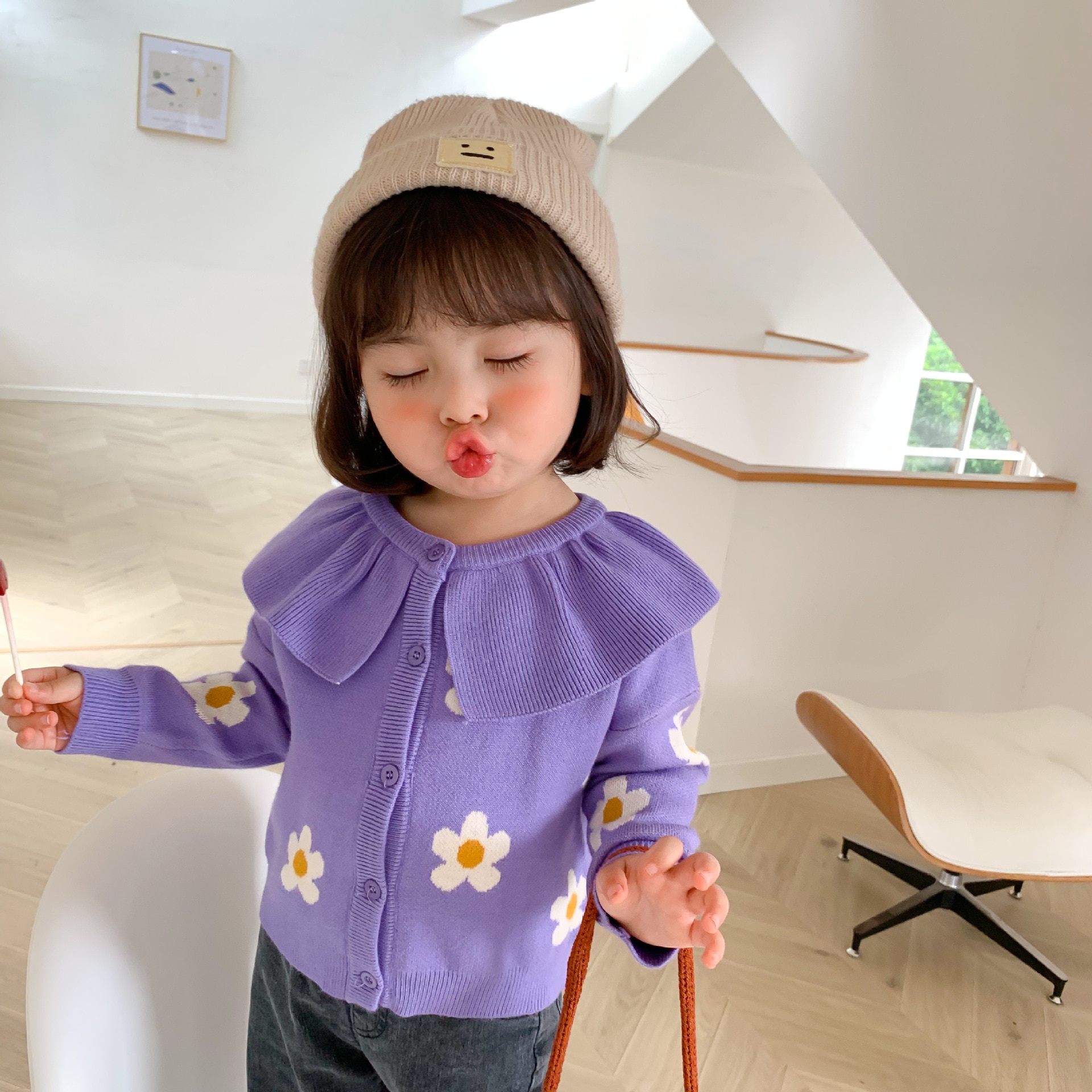 Efterår piger striktrøjer børn blomstertrøjer børn cardigan: Lilla / 6