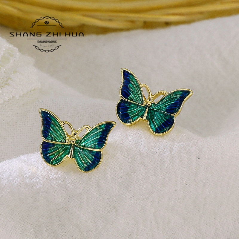 The Butterfly Earrings Heart Ins Stud Earrings Stereo Feeling, Small Earrings Push-back Metal Small Pure and Fresh Girl Women