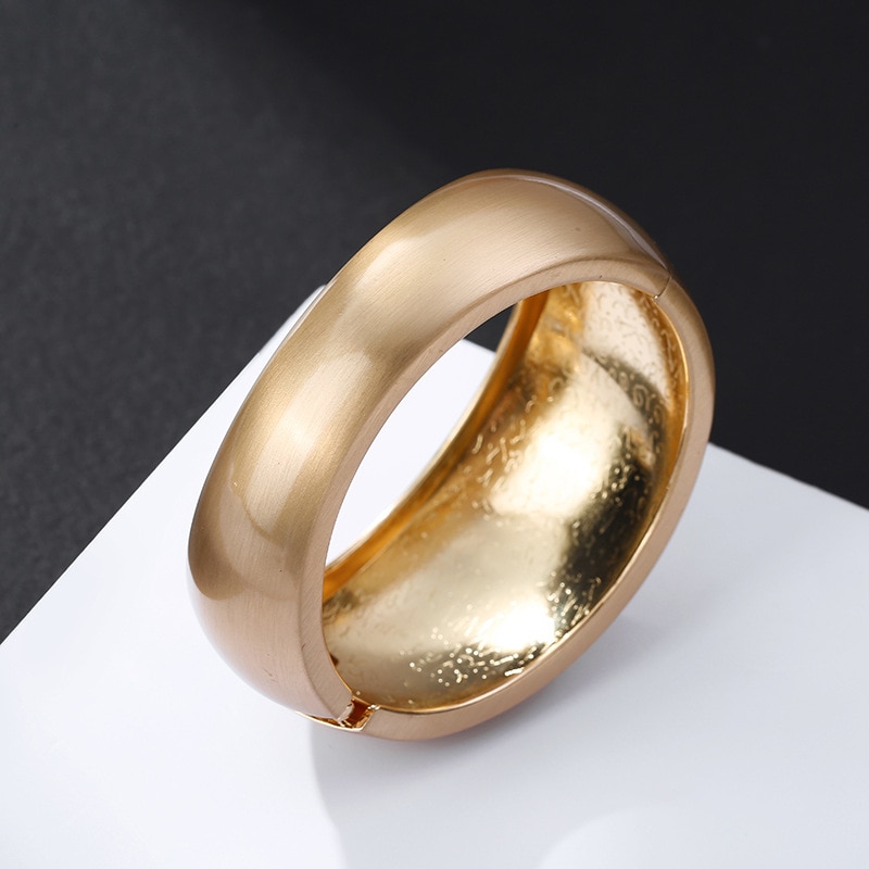 Brede Frosted Armbanden Minimalistische Goud Kleur Armbanden Voor Vrouwen Accessoires Mode Sieraden 2022