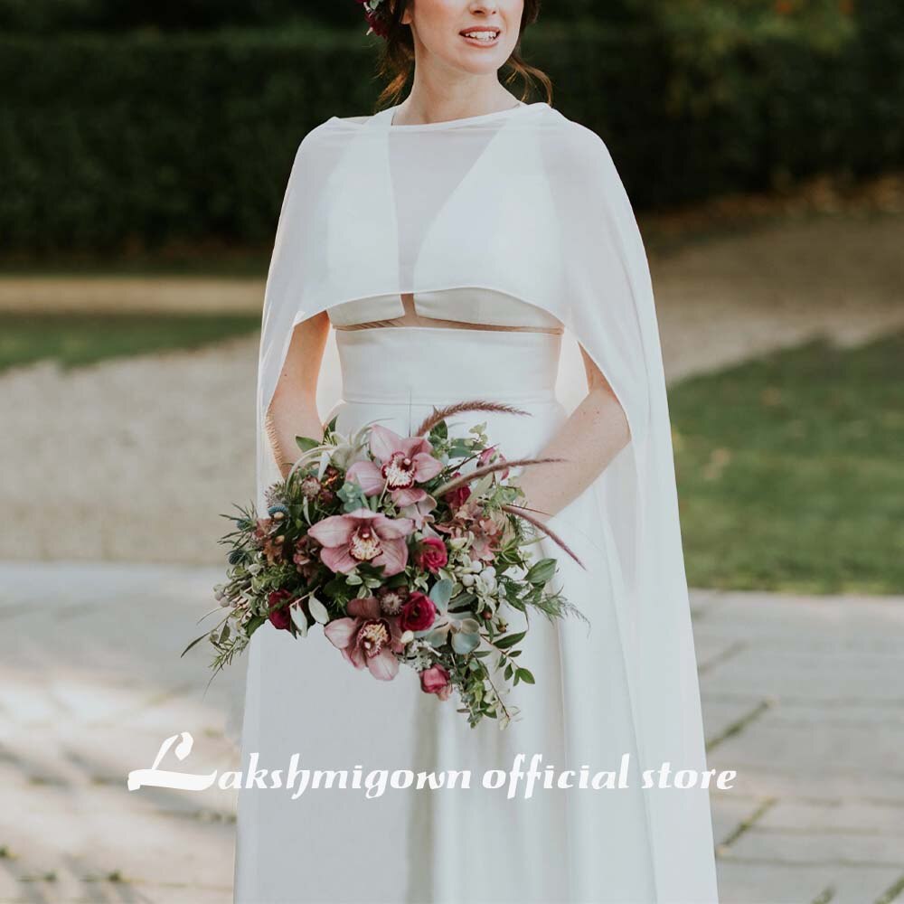 Eenvoudige Goedkope Bruiloft Accessoires Jassen Bolero Chiffon Wedding Cape Sjaals Wit En Ivoor Bruids Wraps: Ivoor