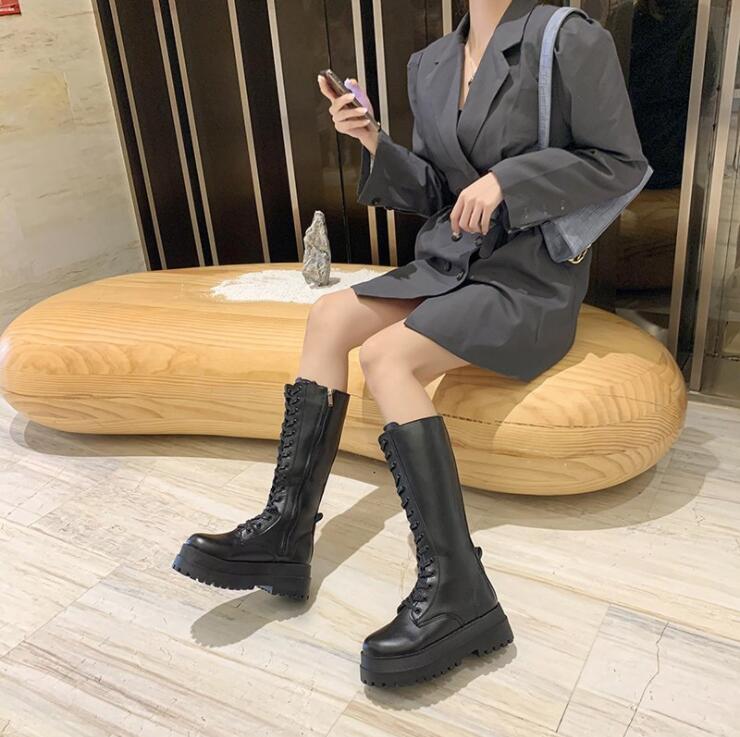 Antumn-Botas de combate para mujer, zapatos góticos de plataforma alta para mujer, botas de cuero negro con cordones, botines hasta la rodilla Martin