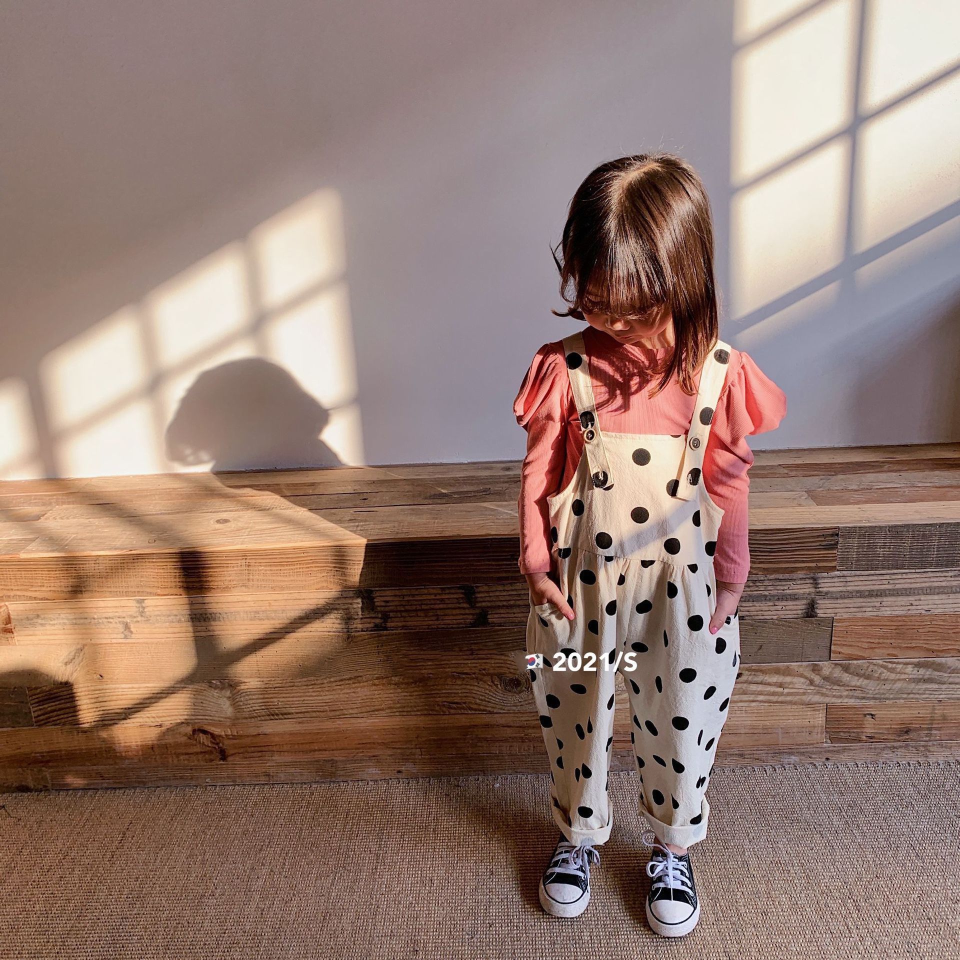 frühling Baby Jungen Gesamt Schwarz Punkt Gedruckt Ärmelloses Schlinge verlieren Geschmack Verschluss Baumwolle Sommer Für Baby Mädchen Overall