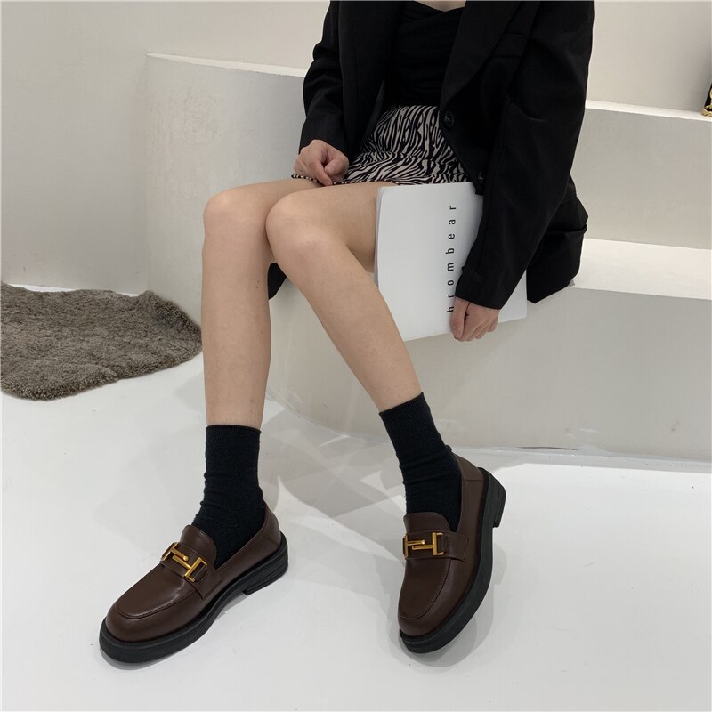 Bedstemor sko afslappet kvindelige sneakers træsko platform loafers med pels efterår oxfords kvinders lavvandede mund rund tå flade metal