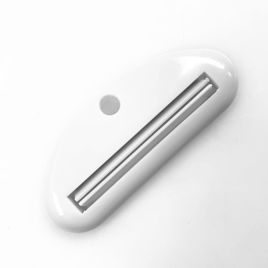 Home Toothpaste Dispenser Squeezer Bathroom Accessories Toothpaste Holder Organizer Hair Dye Cosmetic Squeezer No Waste: light green