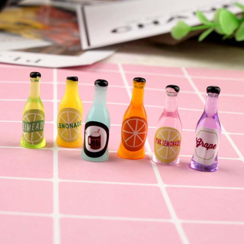 Bouteille de boissons miniature à l'échelle 1:12 pour maison de poupée pour