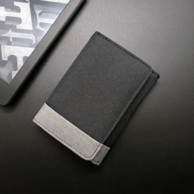 Herrenmode Kurze Segeltuch-Geldbörse Kontrastfarben Kleine dreifach gefaltete Geldbörse Kartenmünze Kleingeldtaschen: Beige