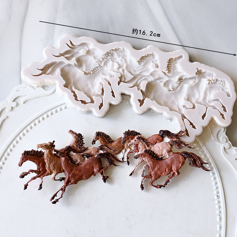 Mirosie-Moldes de silicona con alas de Pegaso, carrusel de caballo, pastel de unicornio, Fondant, Chocolate, bricolaje, molde de silicona para pastel, accesorios para hornear: Naranja