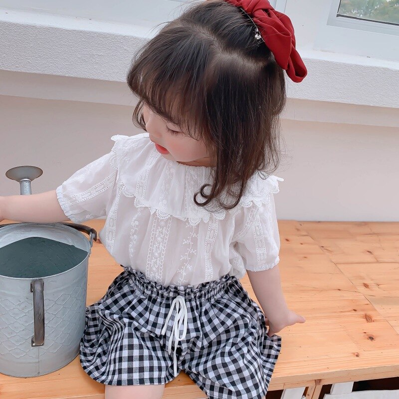 Småbarn barn klær sett 0-6t sommer baby jenter halvermet hvit blonde bluse topper barn sommer casual søt bluse