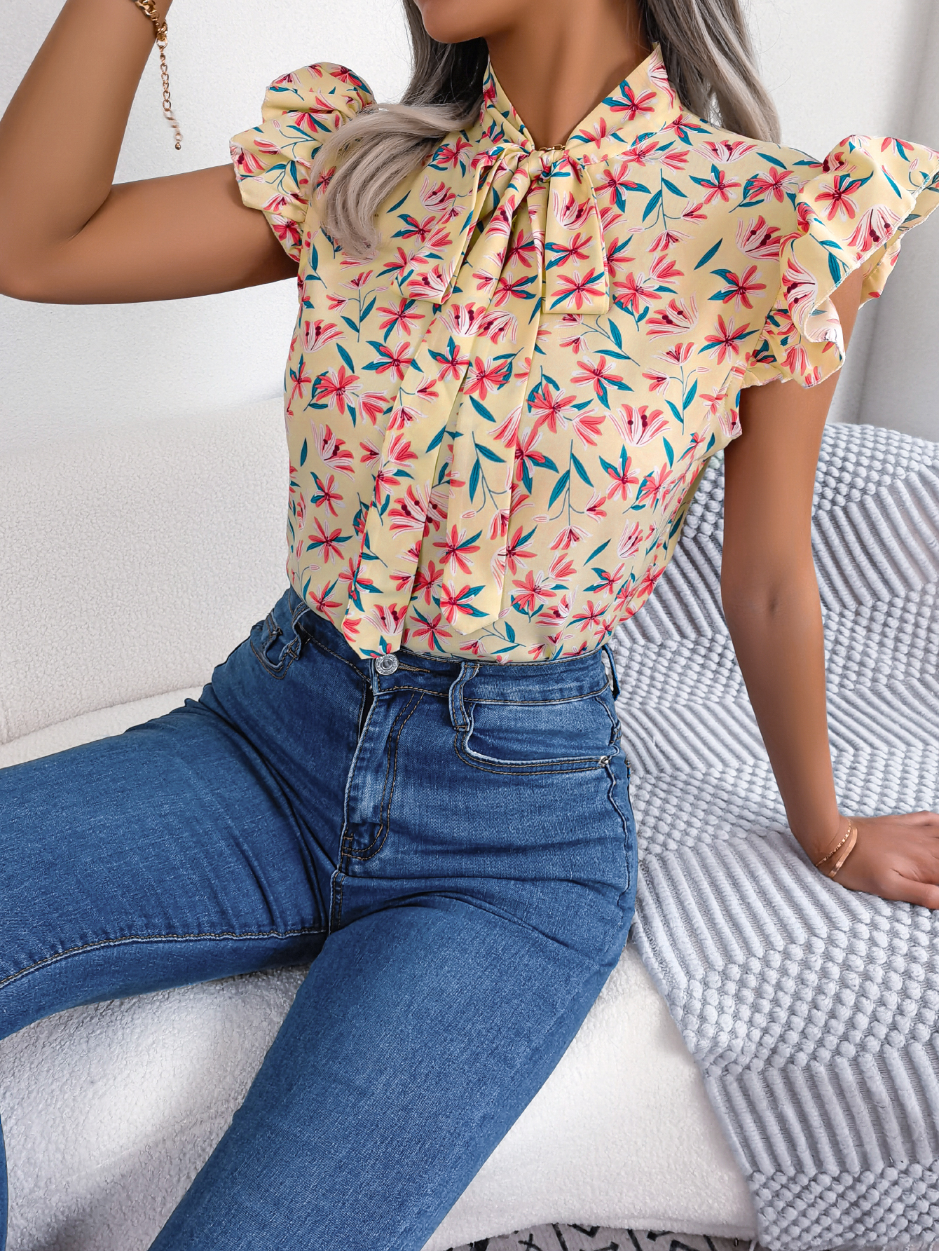 Blusa informal con estampado Floral para mujer, blusa de gasa con volantes y lazo, Top de verano