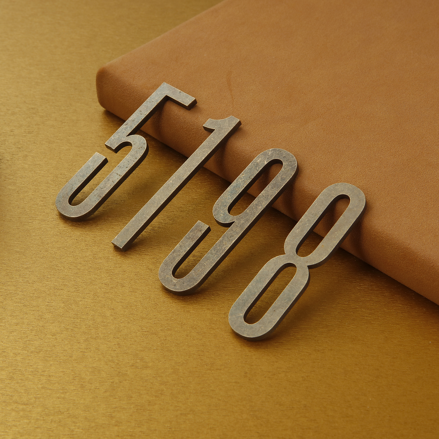 Bronzen deurnummer met magneten 7 cm metalen huisnummer appartement deurnummer voor buiten hotel thuis brievenbuslabel