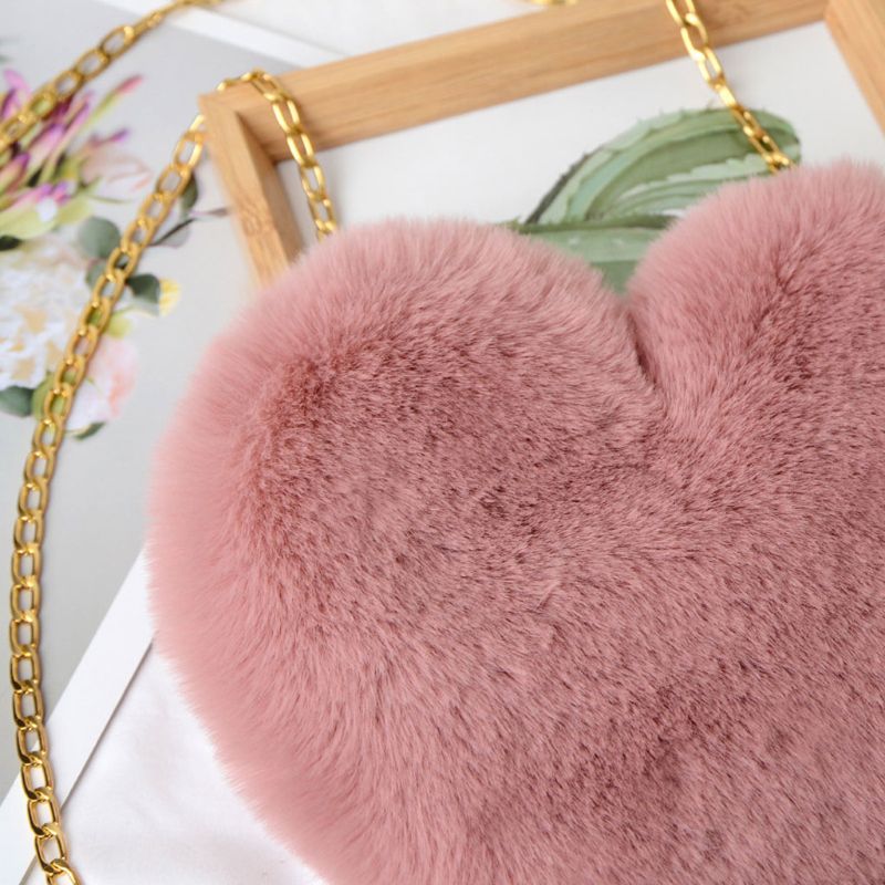 Super Cute Heart Hairy Mini Shoulder Bags Furry Plush Messenger Bags Small Purse Cross Body Handbag for Women Girls