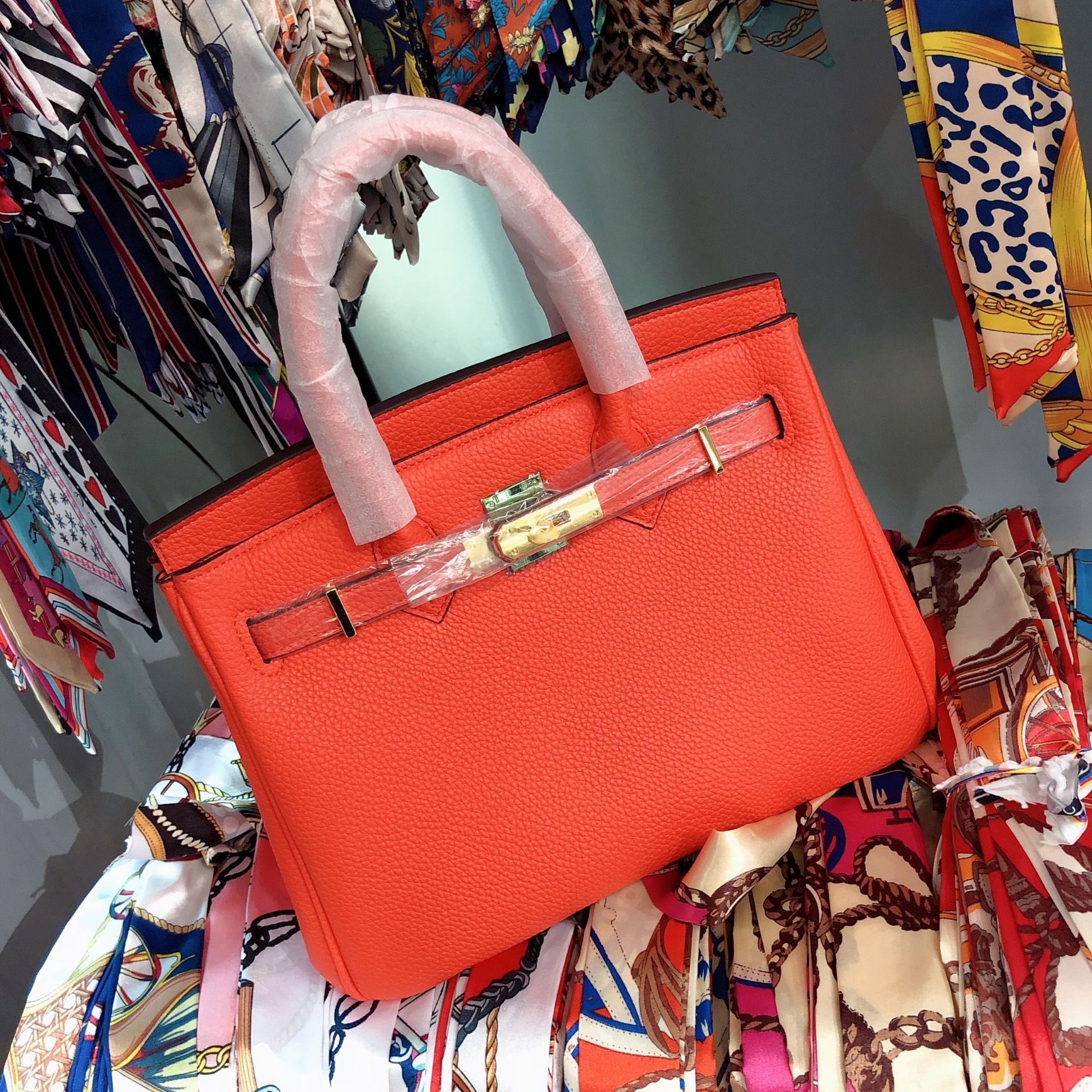 litchi pattern platinum bag 30cm buckle handbag Boutique foreign trade popular single shoulder bag 25cm spot: Orange Medium