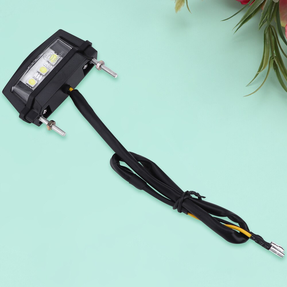 1pc kentekenplaatverlichting eenvoudige auto exterieur accessoires nachtsignaal verlichting lampen voor auto scooter motorfiets