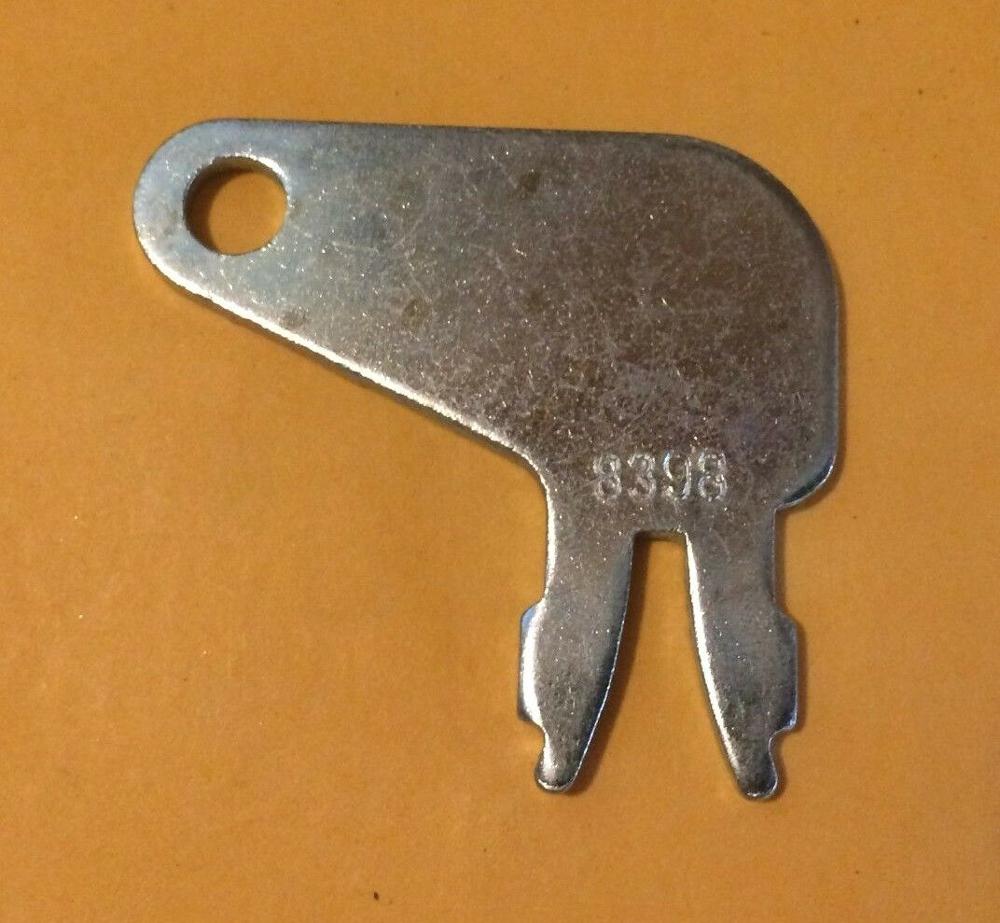 Für Raupe 8398 Isolator Bagger schlüssel (einstellen von 5). Raupe Bagger planierraupe