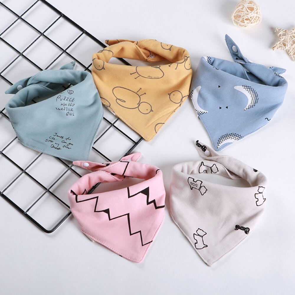 5 Stks/partij Slabbers Driehoek Dubbele Katoen Slabbetjes Cartoon Print Speeksel Handdoek Baby Jongens Meisjes Voeden Schort Katoen Bandana Slabbetjes