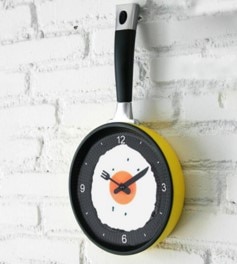 Neue freundlicher Wanduhr Kreative Omelett Pfanne Küche gebraten Ei Mini freundlicher Wanduhren Küche Uhr 3 Farben: Gelb