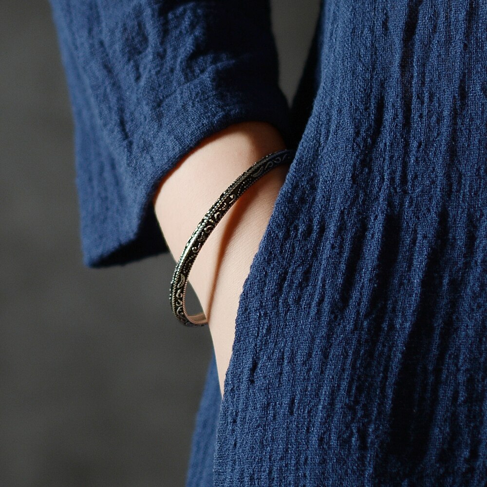Braccialetti da uomo di Design nuovo braccialetti in acciaio al titanio braccialetti aperti gioielli di colore maschile