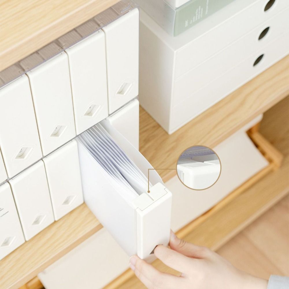 Universal cd case with 24 cd- capacities, dvd wallet, collocation, cd storage box, dvd organizer, cd case, cd disc package, play album