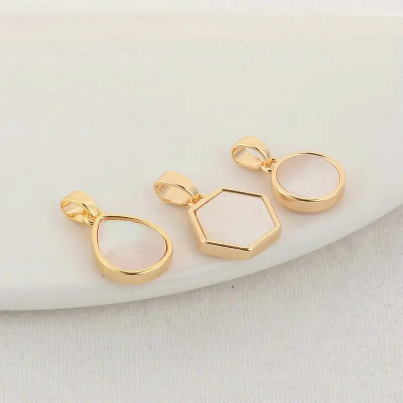 Colgantes chapados en oro de 14 quilates y forma redonda de hoja, suministros para fabricación de joyas, accesorios Diy