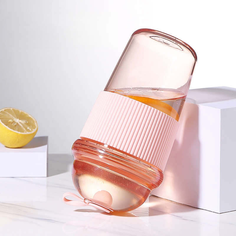 Kubek ze słomką 630 ml z pokrywką i słomką Przenośny kubek na kawę o dużej pojemności Kubek na herbatę mleczną w stylu ins Kubek na wodę dla pracowników biurowych Kubek na sok