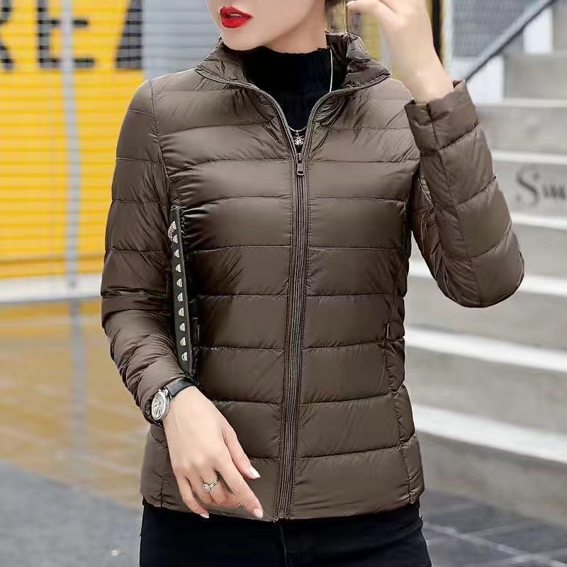 2024New Female Cold Jacket Women Winter Light White Duck Down Jacket Slim Puffer Jacket Portable Windproof Down Coat Top
