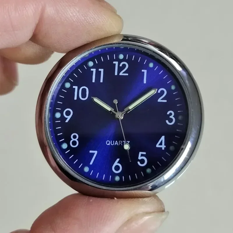 40mm Mini Digitaluhr Leuchtende Autouhr Autos Interne Stock-an Uhr Mechanik Quarzuhren Auto Ornament: Orange